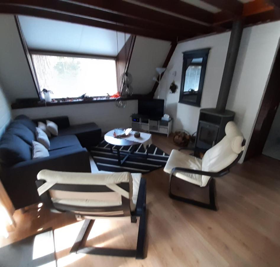 Ferias E55 Villa Lanaken Bagian luar foto